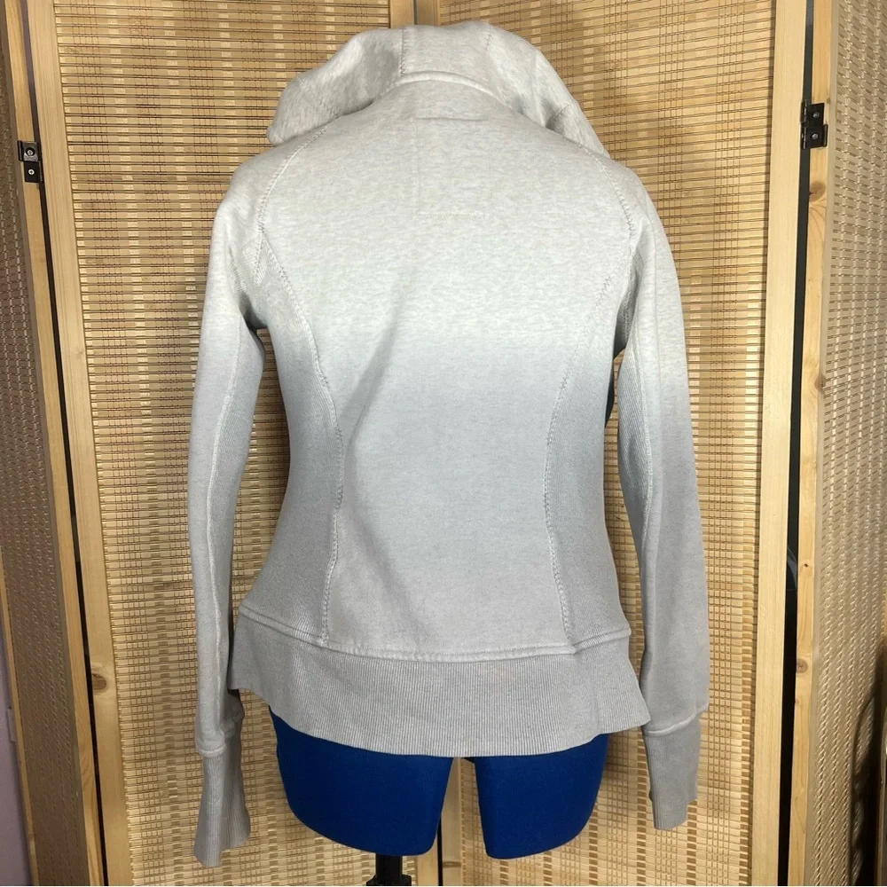 Lululemon Limiter Edition Scuba Jacket, Size: 8 - Picture 4 of 14